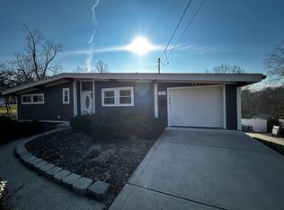 1916 Hunt Rd, Cincinnati, OH 45215