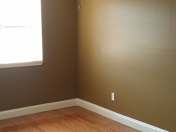 2nd image of 65 Elmwood Park Dr APT 27B