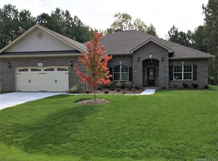 122 Fox Tail Ct, Statesville, NC 28677