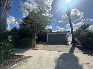 8116 Willis Ave, Panorama City, CA 91402