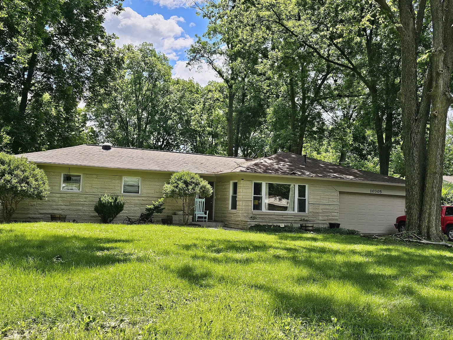 4 bed, 1566 sqft, $2,550 — Photo 2