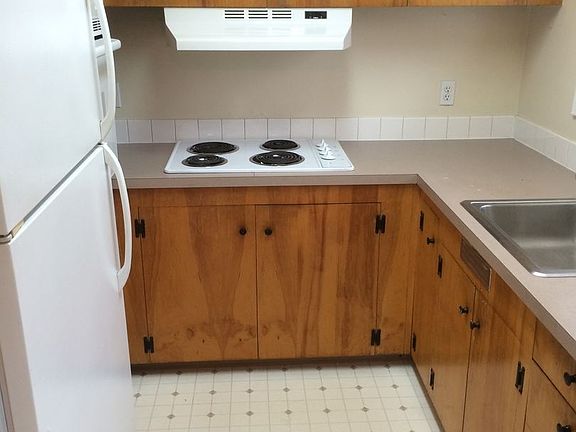 2nd image of 3649 SE 40th Ave #3762513