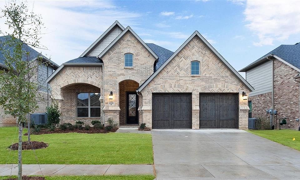 1st image of 1808 Silverton Dr