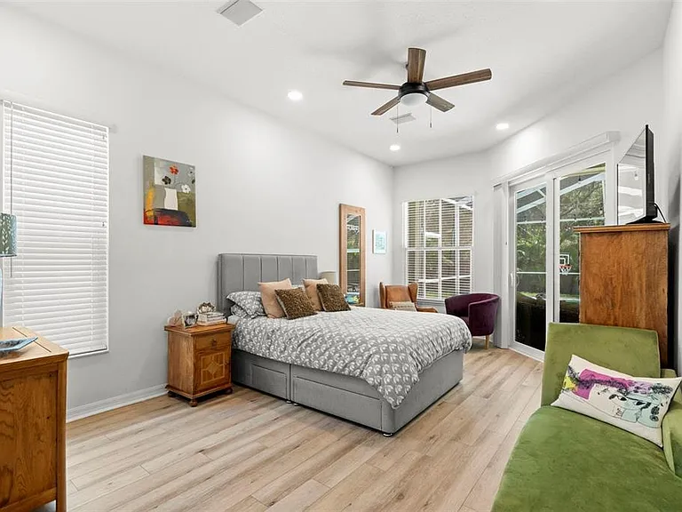10516 Rochester Way — Photo 17