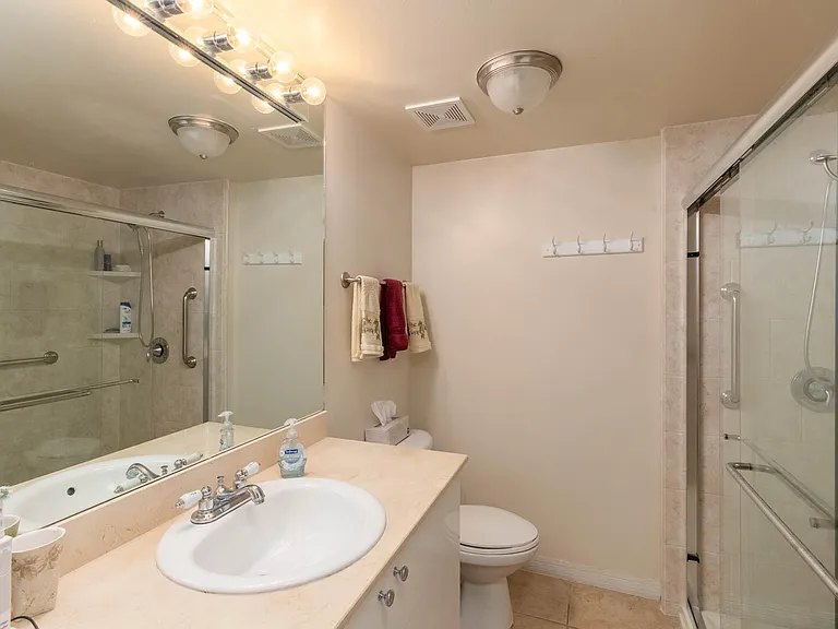 600 S Dixie Hwy #520 — Photo 12