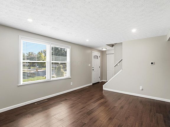 4th image of 6407 Skywae Dr