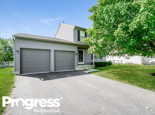 523 Warwick Ln, Pickerington, OH 43147