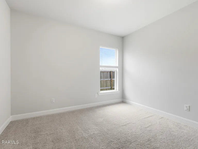 224 Wild Cherry Ln — Photo 19