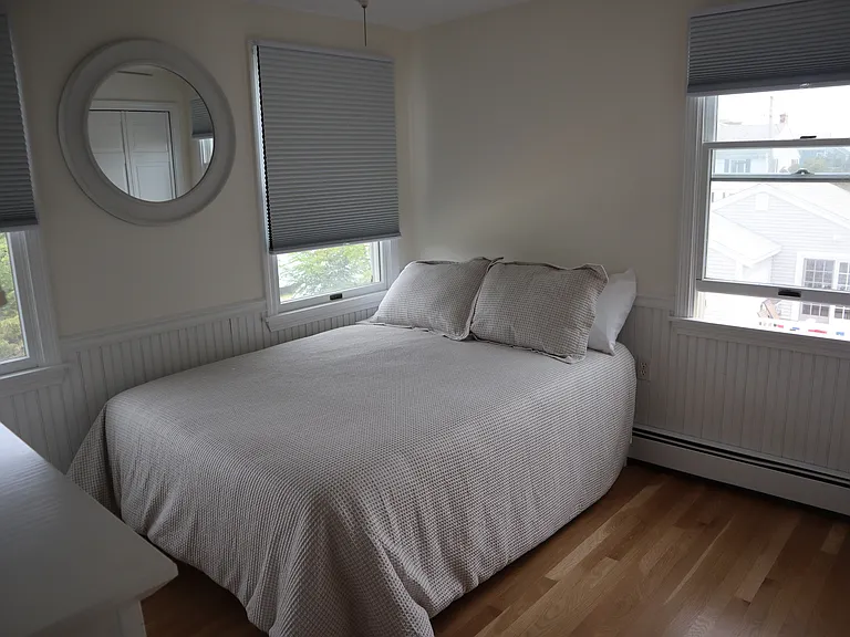 121 River St — Photo 4