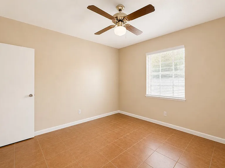 1540 Oneco Ave — Photo 12