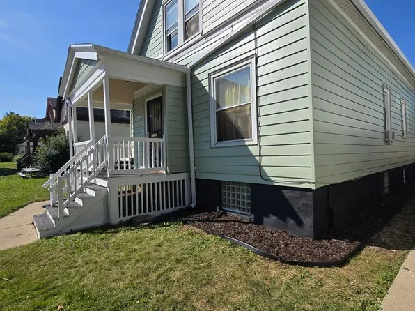 3163 N Palmer St, Milwaukee, WI 53212