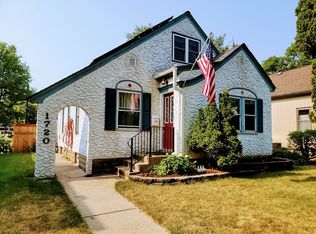 1720 Hartford Ave, Saint Paul, MN 55116