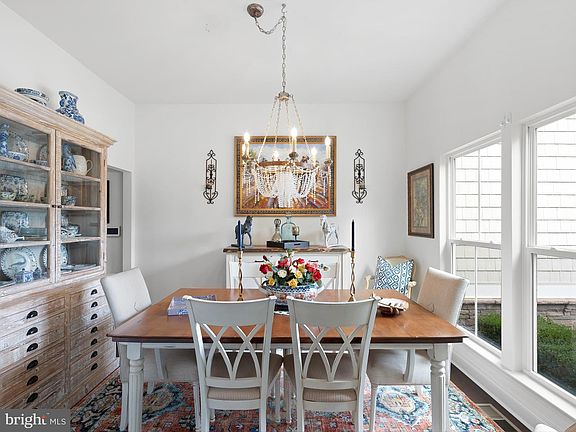 5th image of 29561 Vincent Village Dr