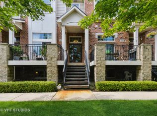 1539 Lakeridge Ct, Mundelein, IL 60060