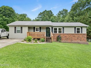 505 Oak Hill Dr, Crossville, TN 38572