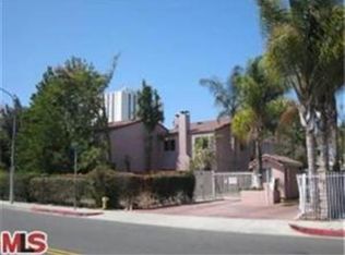 143 Racquet Club Dr, Compton, CA 90220