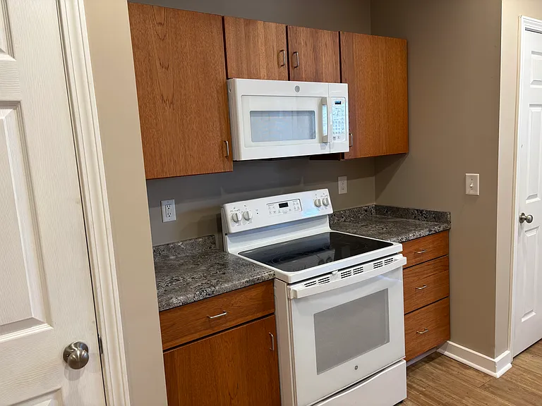 801 W Main St #A — Photo 6