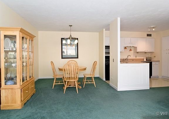 5th image of 140 Marengo Ave Unit 204