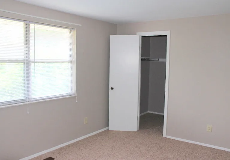 7757 Mount Hood Dr — Photo 10