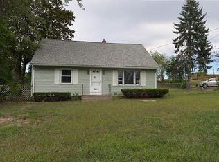 53 Moss Rd, Springfield, MA 01119