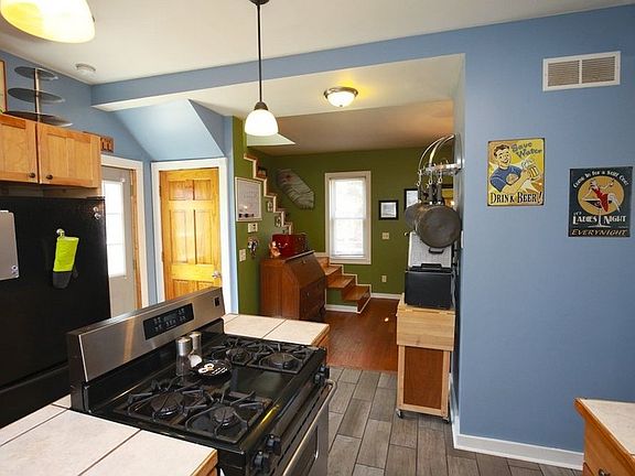 3rd image of 1507 15th Ave