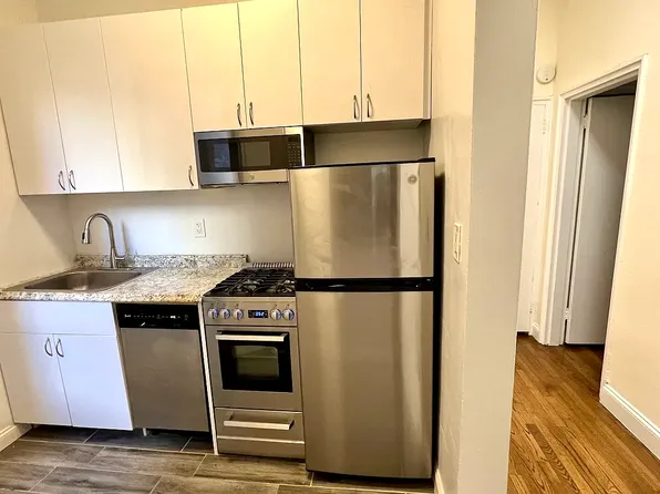 321 East 66th Street image 1 of 14