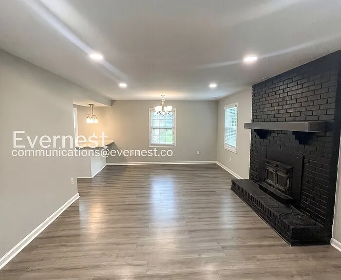 239 Jeffery Dr — Photo 11