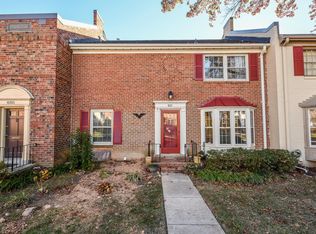 8317 Garfield Ct, Springfield, VA 22152