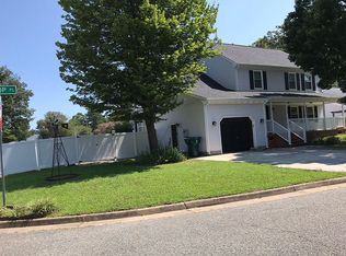 122 Gallop Pl, Newport News, VA 23608