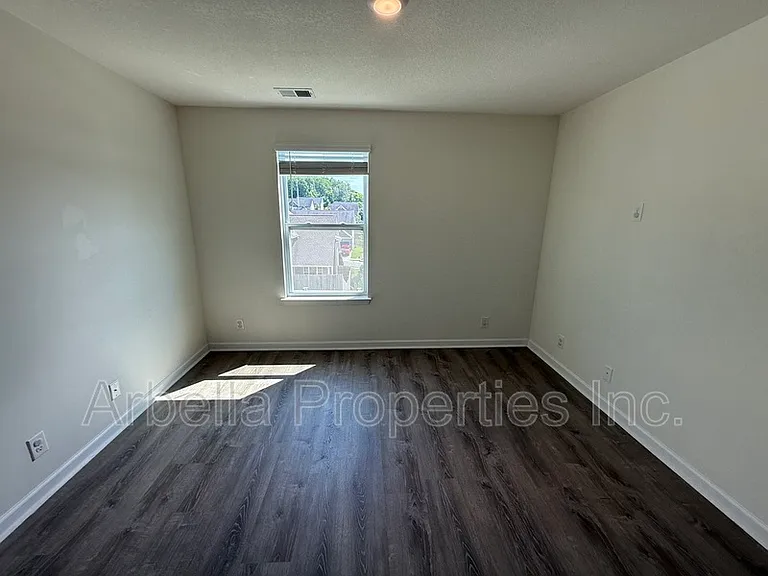479 Brinkleys Way — Photo 18