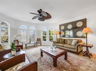 364 5th St S #102, Naples, FL 34102