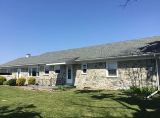 3540 Sunnyside Rd, Manheim, PA 17545