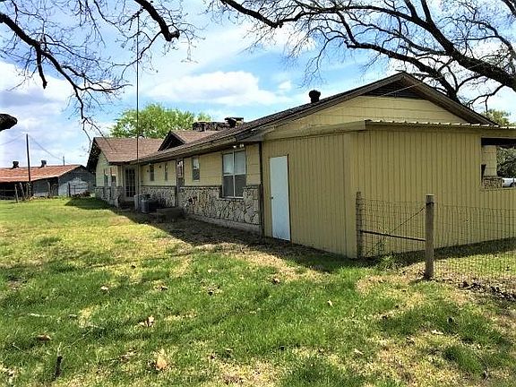 2nd image of 307 County Road 2580