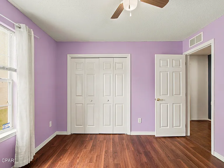 211 Biltmore Pl — Photo 32