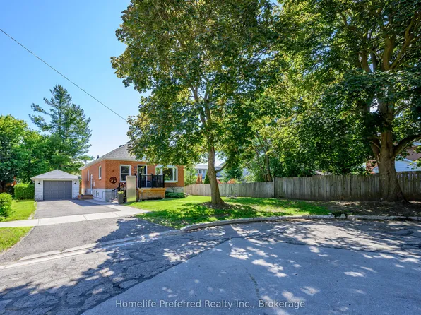 966 Noble Pl, Peterborough, ON K9J 5P6