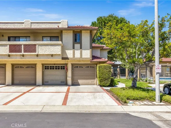 25231 Tanoak Ln, Lake Forest, CA 92630