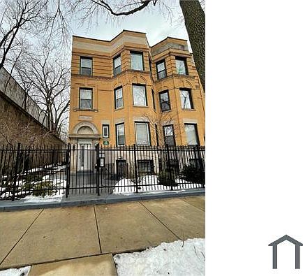 1st image of 4003 S Calumet Ave #1