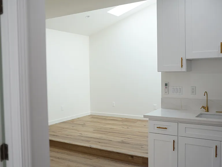 3435 Woodruff Ave — Photo 4