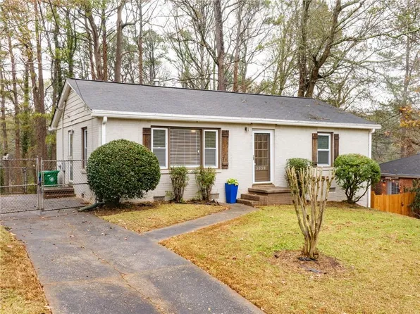 3534 Maryvale Dr, Decatur, GA 30032