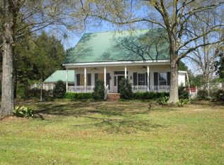 513 Harmony Rd, Crystal Springs, MS 39059