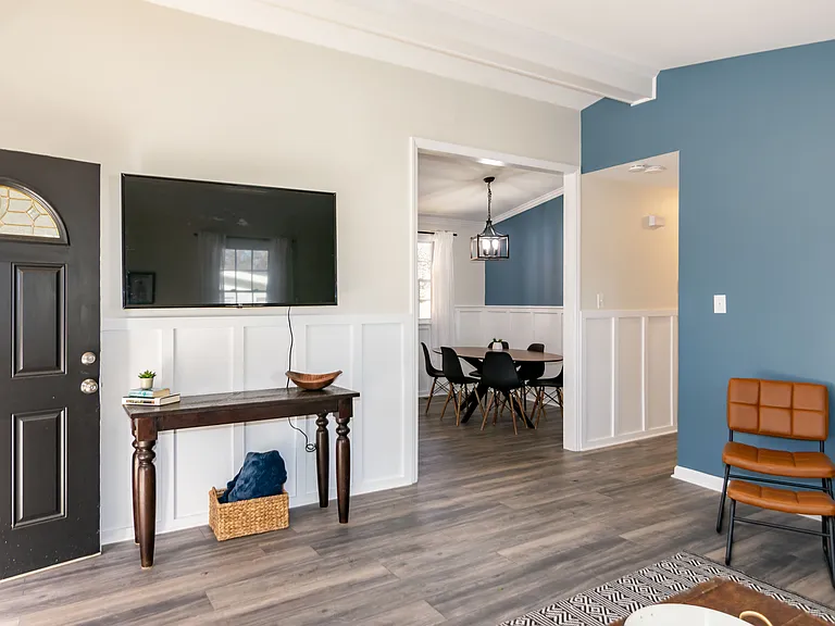 605 Delany Dr — Photo 6