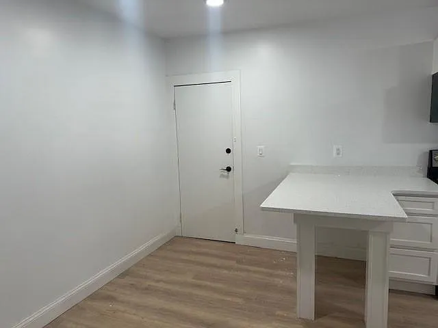 2 bed, 1200 sqft, $2,700 — Photo 2