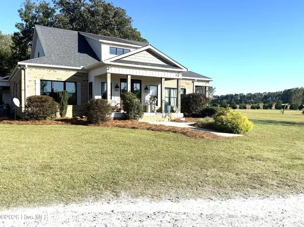 753 Laurie Ellis Road, Winterville, NC 28590