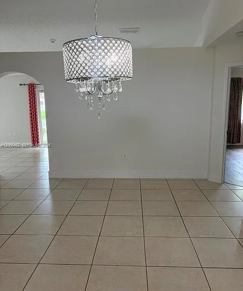 16850 Crestview Ln — Photo 17