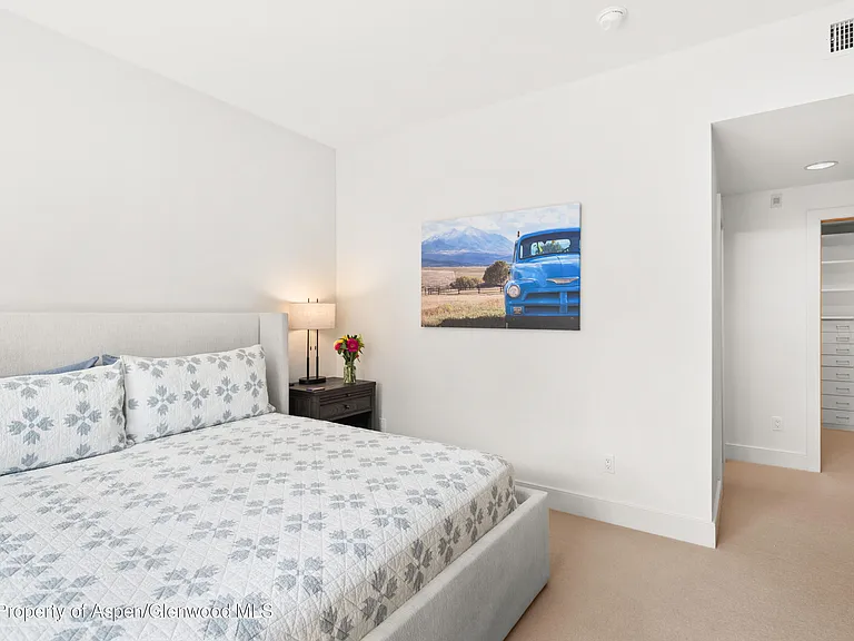 227 Midland Ave #24 — Photo 5