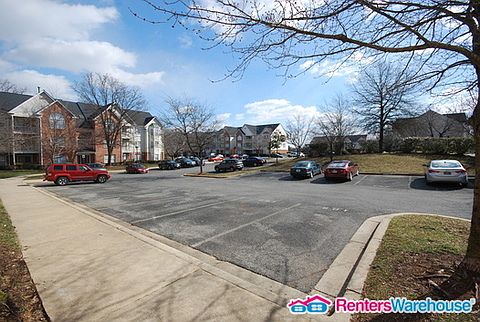 2nd image of 6000 Saint Ignatius Dr APT 202