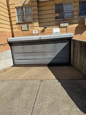 Building, photo 5