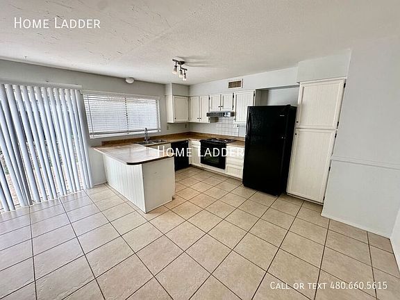5th image of 2311 W Olla Ave