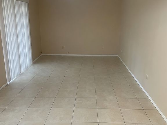 5th image of 53 SE Mead Pl