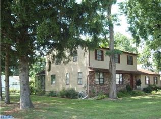 1 Pintinalli Dr, Hamilton, NJ 08619